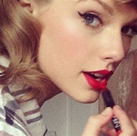 Taylor Swifts Favorite Reds Galuxsee Taylor Swift Red Lipstick