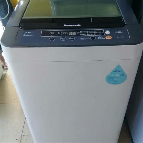 Istilah tersebut merujuk kepada mesin yang menggunakan air sebagai larutan cucian utama, tidak seperti cucian kering yang menggunakan bendalir pencuci alternatif. Machine World: Harga Mesin Basuh Automatik 2018