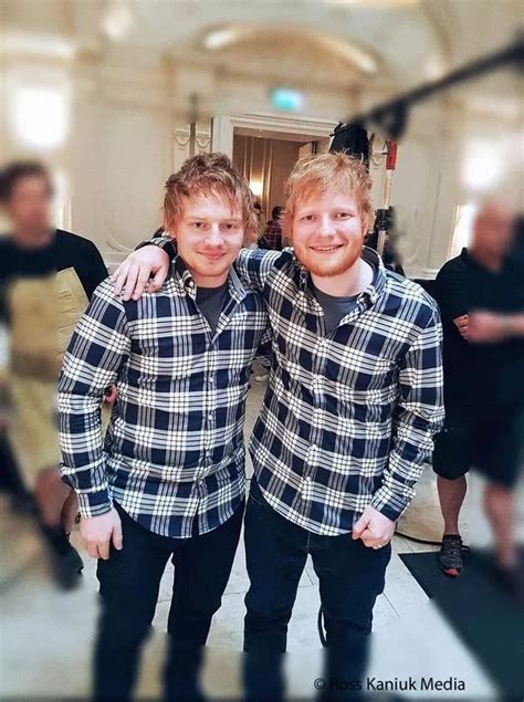 Ed Sheeran Lookalike Moved To Safety After Fans At Gig Surrounded Him