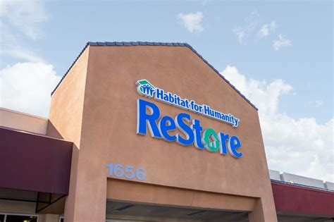 Habitat For Humanity S Restores Celebrate The Season With Their Own