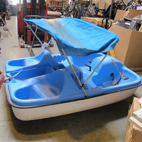 Pelican 4 Person Paddle Boat Property Room