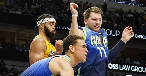 Watch A Frustrated Luka Doncic Rips His Jersey During Mavericks Game Vs Lakers