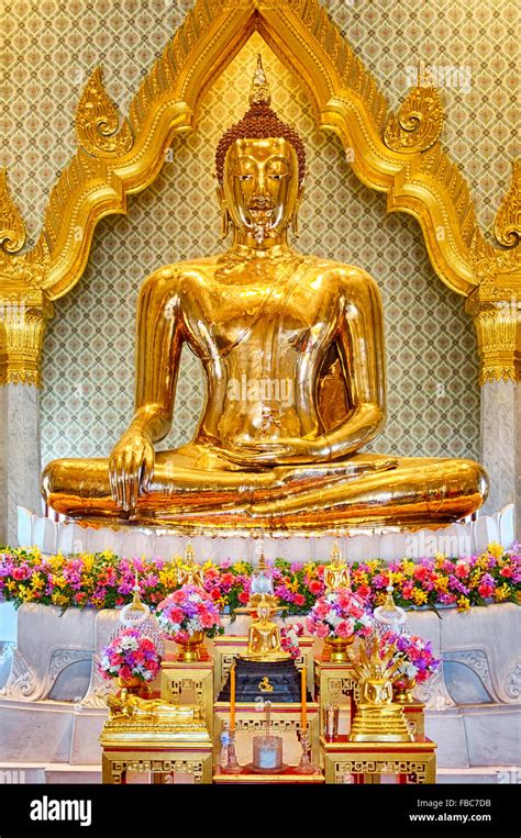 The Golden Buddha At Wat Traimit Bangkok Thailand Stock Photo
