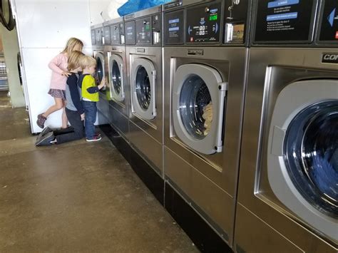 Find A Clean And Affordable Laundromat Near Me
