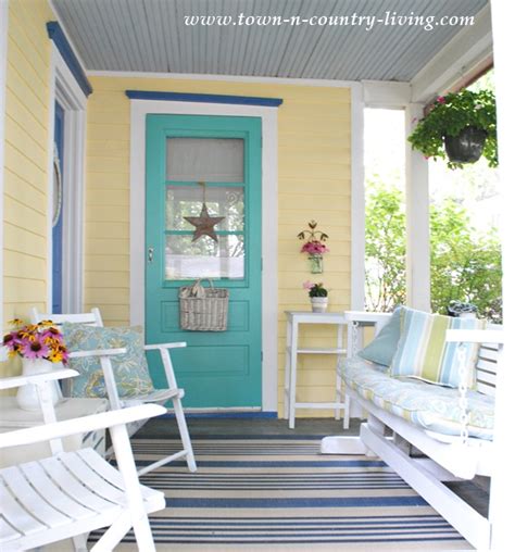 With a wide yet shallow. My 10 Favorite Posts of 2014 - Town & Country Living