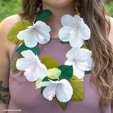 Make This Island Inspired Crepe Paper Tropical Hibiscus Lei