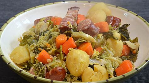 Chou vert aux saucisses