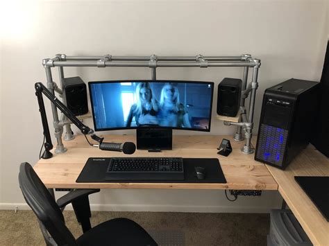 DIY To The Max Custom Desk And Monitor Speaker Stand Diy Computer