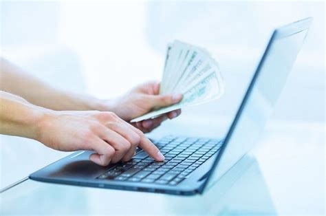 Dalam kenyataannya, kita sering sekali mendapati debt collector pinjaman online datang ke rumah. Geger Pinjaman Online Bakal Sebar Data Pribadi, OJK dan ...
