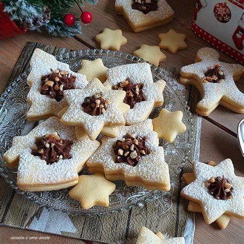 Omini di natale, femminucce di natale, albero di natale, pacchetto regalo, stella di natale, renna, casetta di natale. BISCOTTO DI NATALE con nutella | Biscotti di natale ...