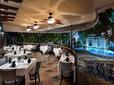 Bleibt gespannt auf die nächsten folgen hier bei ruclip! Gianni Versace's Miami Mansion Was Transform into a ...