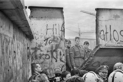 Berlinwall14 The Fall Of The Berlin Wall 1989 Photojournalism