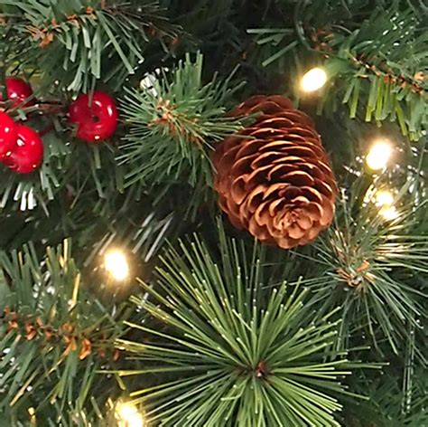 Dawsons Living 3ft Christmas Tree Pre Lit Artificial Mini Xmas Tree