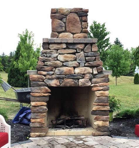 Stone Veneer Outdoor Fireplace Fireplace Outdoor Fireplace Stone Veneer