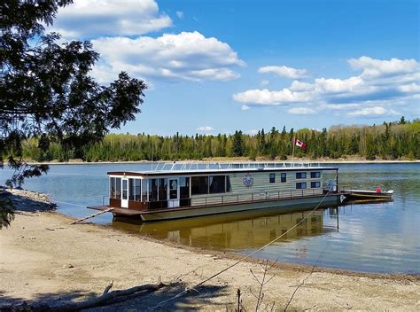 Lac Seul Floating Lodges Lodge Reviews Sioux Lookout