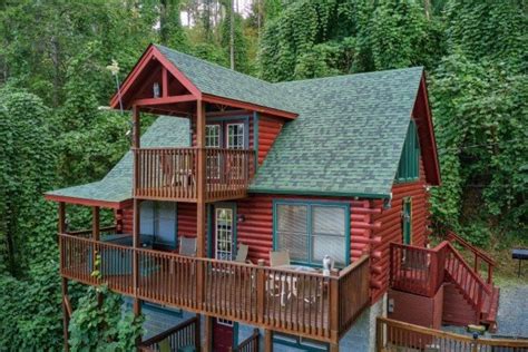 7 Cabins Near Downtown Gatlinburg That We Think Youll Love Heading