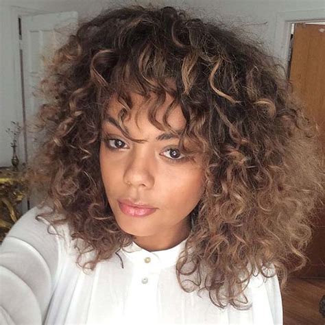 The curly bob with side bangs is usually a natural hair and style worn by those who have naturally curly hair. 31 Lob Haircut Ideas for Trendy Women | Page 2 of 3 | StayGlam