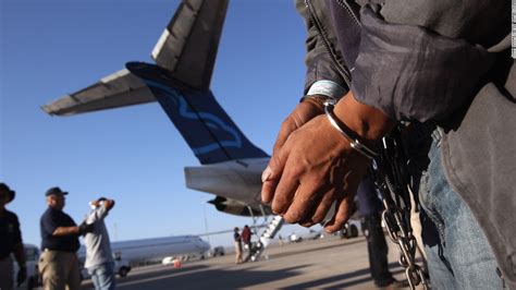 Ice Air How Us Deportation Flights Work Cnn