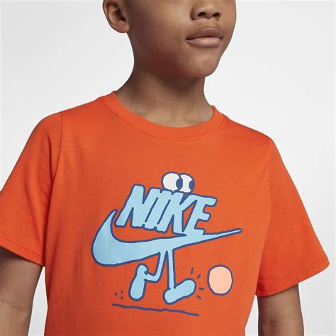 Nike Sportswear Big Kids' (Boys') T-Shirt - M (10-12) Orange | Boys t shirts, Big kids, Sportswear