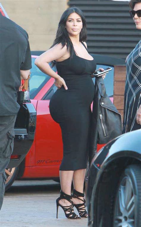 Kim Kardashian Flaunts Her Butt Naked Pregnant Bod With Purpose All