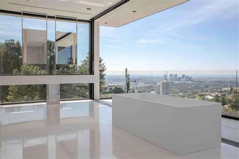 Sumptuous Luxury Modern Home With Views Over The La Skyline Luxury