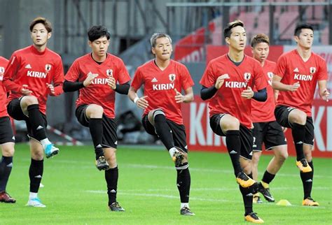 May 04, 2018 · サッカー・フットサルに強み。 日本の販売については、株式会社ウインスポーツが務めている。ウインスポーツは新卒採用は取っていないので、中途採用のみとなる。 ニュージーランド カンタベリー. MF井手口 代表での地位固めに決意新た「結果残す」 6日 ...