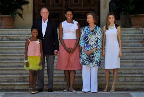 Michelle Obama Meets Spanish Royalty Who Wore What Cbs News