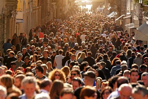 Crowd Of People Walking On Street In Downtown Rome Sunlight Our