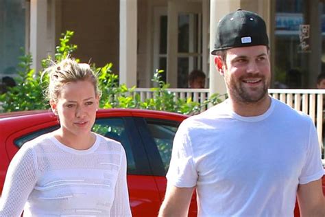 Hilary Duff Files For Divorce From Mike Comrie Page Six