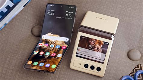 Affordable Premium And 5g Samsung Galaxy Z Flip 3