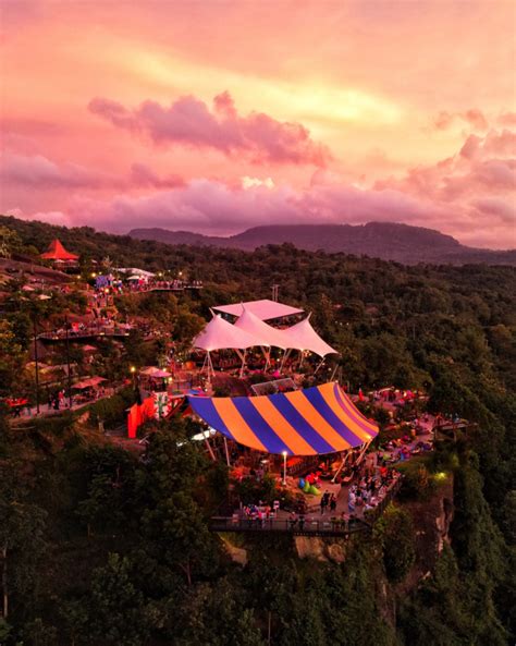 Obelix Hills Wisata Jogja Yang Instagramable Harga Tiket Masuk