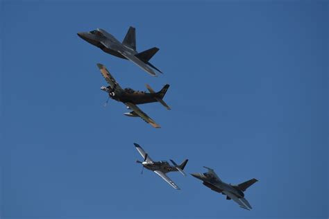 Dvids Images Viper Demo Team Performs Heritage Flight With F 22