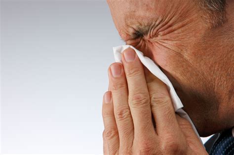 Although it's sometimes brought on by seasonal changes or allergies, a runny nose sniff, swallow, or gently blow your nose to clear out fluids. Runny Nose: Seasonal Allergies or Common Cold?