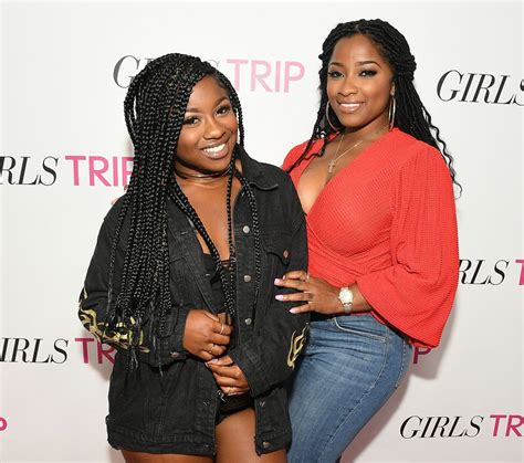 Reginae Carter Talks About Her Dating Preferences With Her Mom On Instagram Live News G