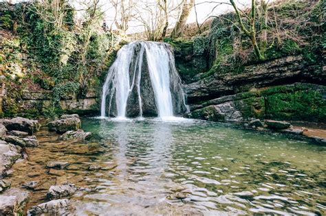 The Malham Circular Walk In Winter Janets Foss Gordale Scar And Malham