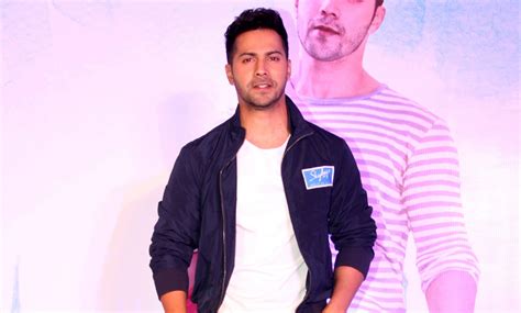 Varun dhawan with his father, uncle and cousin. Varun Dhawan wants to get married in a 'couple of years ...
