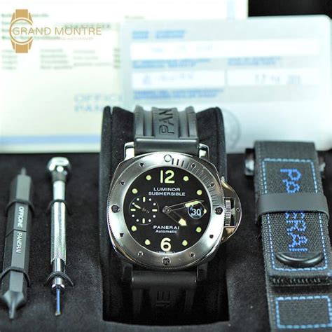 Panerai Luminor Submersible Op 6771 Luxury Watches On Carousell