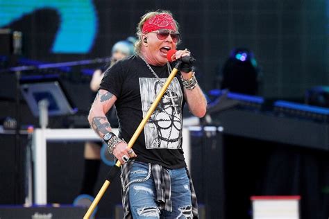 Axl Rose Reveals The Kind Of Album He Would Like To Do With Guns