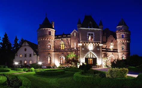 Chateau de Maulmont France | Fairytale chateau with wedding package
