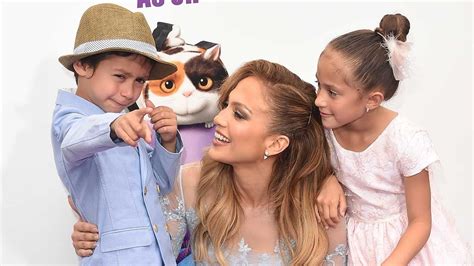 Jennifer Lopez Shares A Sweet New Photo Of Her Twins Check Out Their