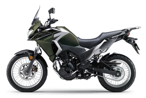 You can easily find out information about all the models of the kawasaki's range over the years. VERSYS-X 250/TOURER400台限定の特別カラーも加わった2018年モデルが登場 | カワサキイチバン