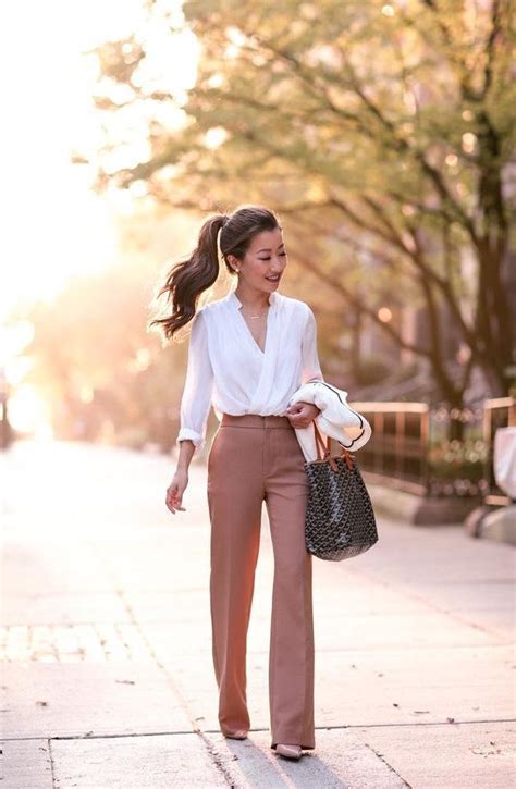 Best Business Attire Inspiration For Women How To Dress For Work 2023 Street Style Review