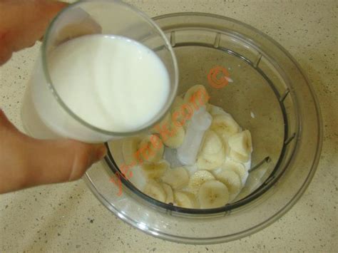 Muzlu Süt Nasıl Yapılır 3 8 Resimli Yemek Tarifleri
