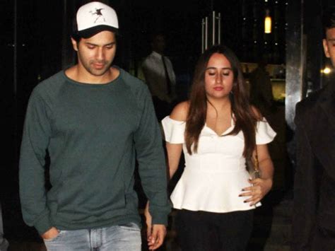 Varun dhawan and natasha dalal are all set to tie the knot later today in alibaug. Varun Dhawan Spotted On A Dinner Date With Rumoured ...