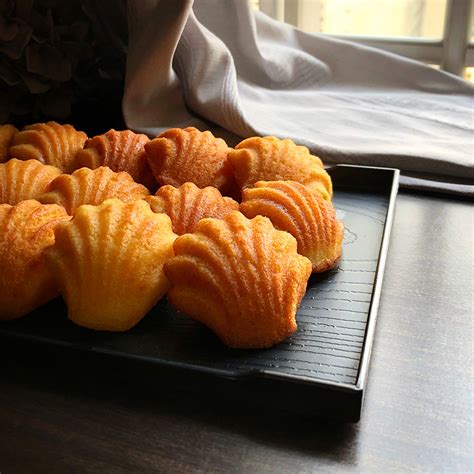 Classic Madeleines Recipe Baking Made Simple By Bakeomaniac