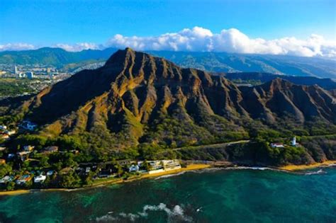 A Beautiful And Quite Different Perspective Of Diamond Head Mount Leahi