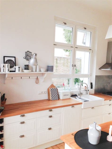 Küche! | Haus küchen, Landhausküche, Haus deko Bilder und ideen für eine küche im landhausstil mit hochglanz fronten.