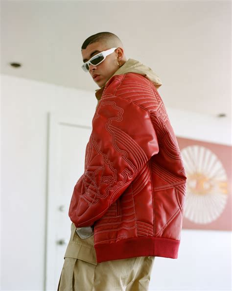 Bad bunny arrives at the latin grammy awards at the mgm grand garden arena in las vegas on nov. Bad Bunny Tells Rosalía About Sunglasses, Nails, and His ...