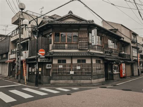 “akiya” the phenomenon of vacant japanese houses guidable your guide to a sustainable