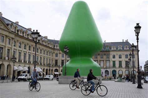 outraged vandals sabotage paris christmas tree sculpture likened to sexual aid the japan times